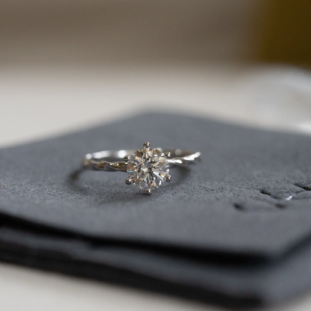 Lab Diamond Collection - 1ct Round Diamond Ring Twisted Band