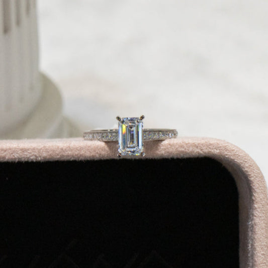 Lab Diamond Collection - 1ct Emerald Cut Diamond with Pave Band