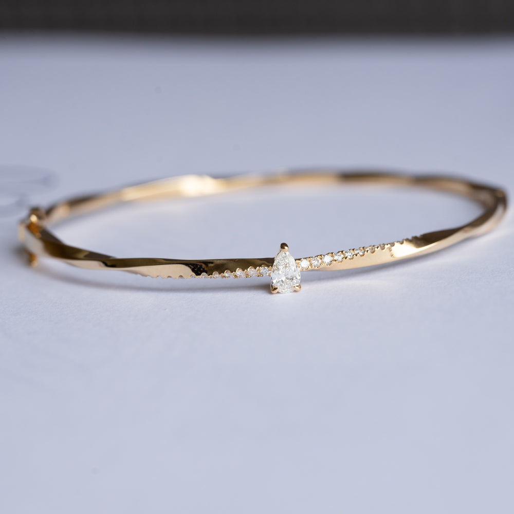 Twist Bangle with Pear Shape Diamond