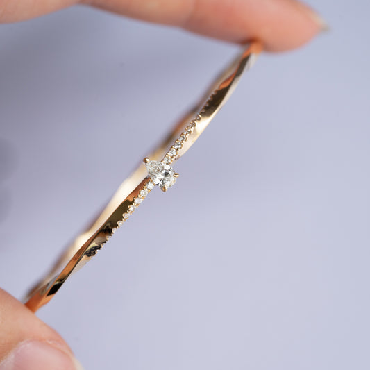 Twist Bangle with Pear Shape Diamond