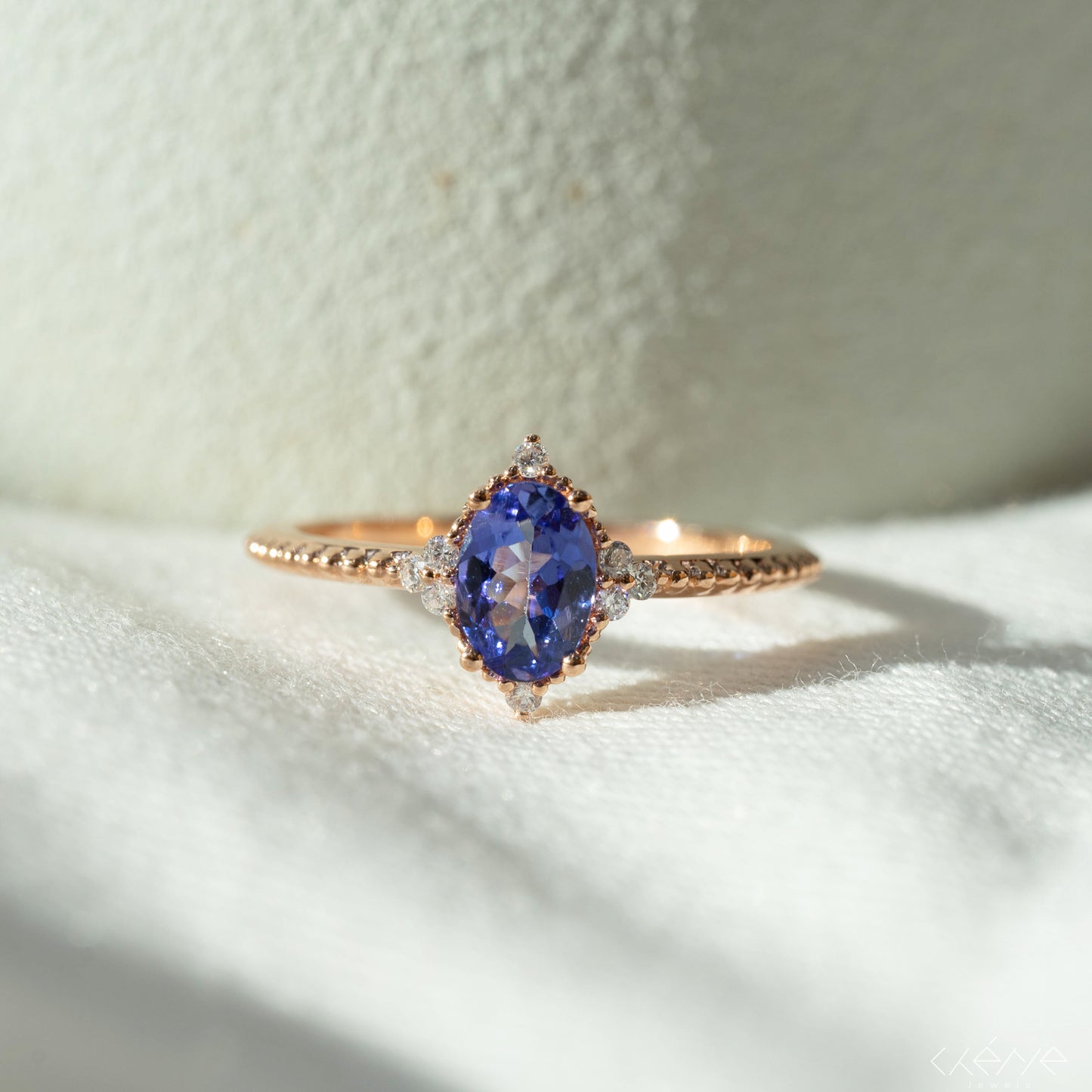 Cordelia - Tanzanite Ring