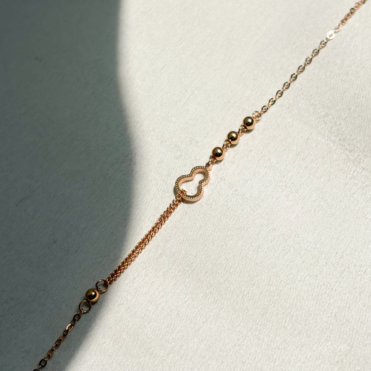 Mini Hulu Bracelet 18K Gold