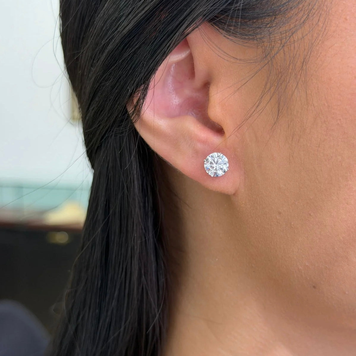 CMO - 2.4ct Round Lab Grown Diamond in Martini Setting